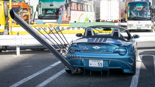 Sundays At Japan's Craziest Parking Lot Are Wild Beyond Any Sense Of Reason
